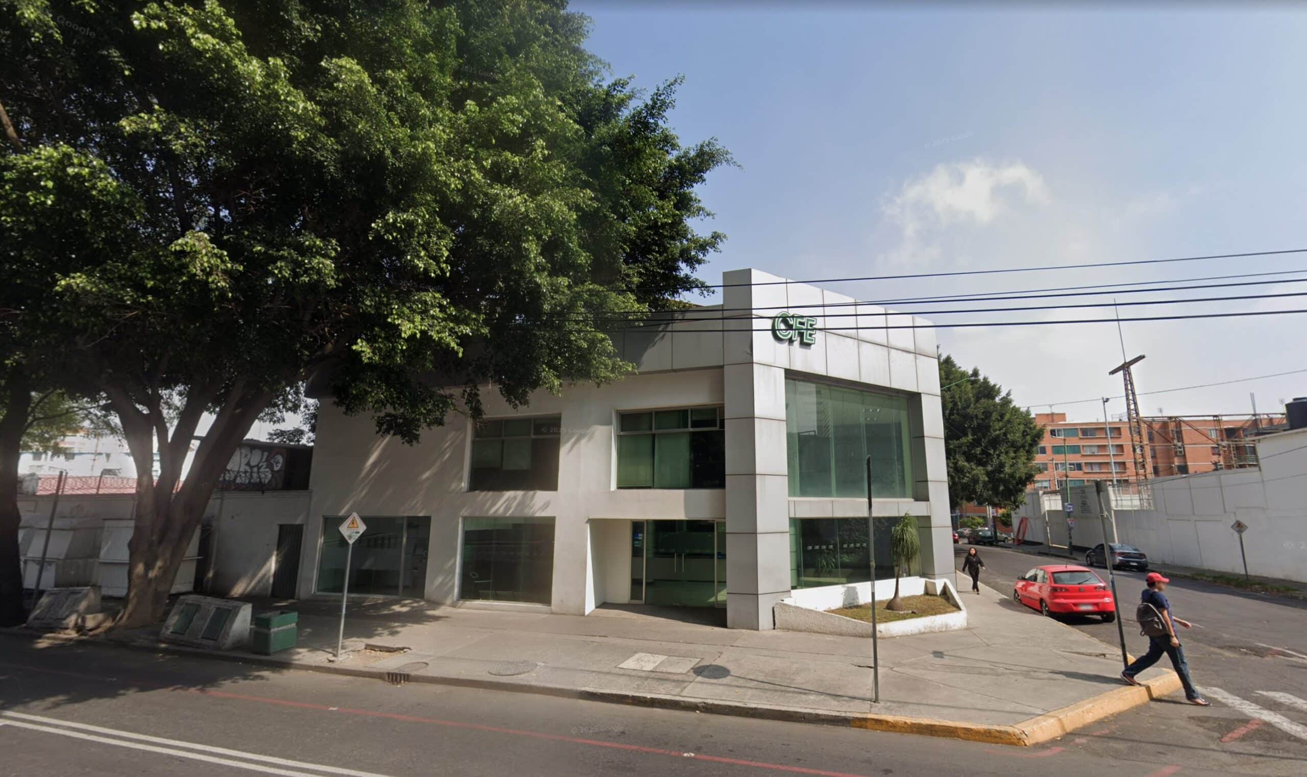 CFE Marina Nacional 2 Interior de las oficinas de CFE en Marina Nacional, Ciudad de México